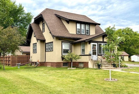 Photo of 19 1st Avenue NE, Fairfax, MN 55332 (MLS # 7132146)