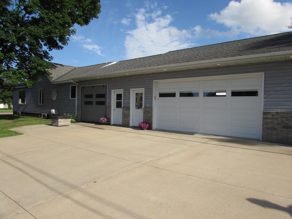 Photo of 200 Kenzie Street, Sherburn, MN 56171 (MLS # 7088428)
