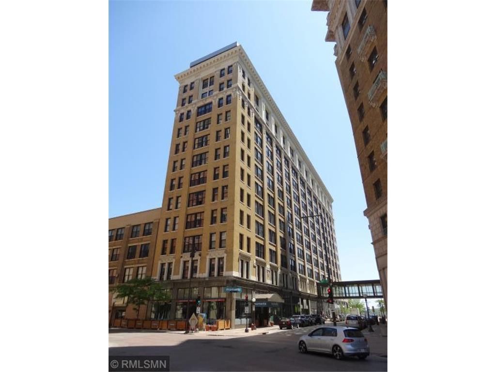 Photo of 350 Saint Peter Street #608, Saint Paul, MN 55102 (MLS # 7069877)