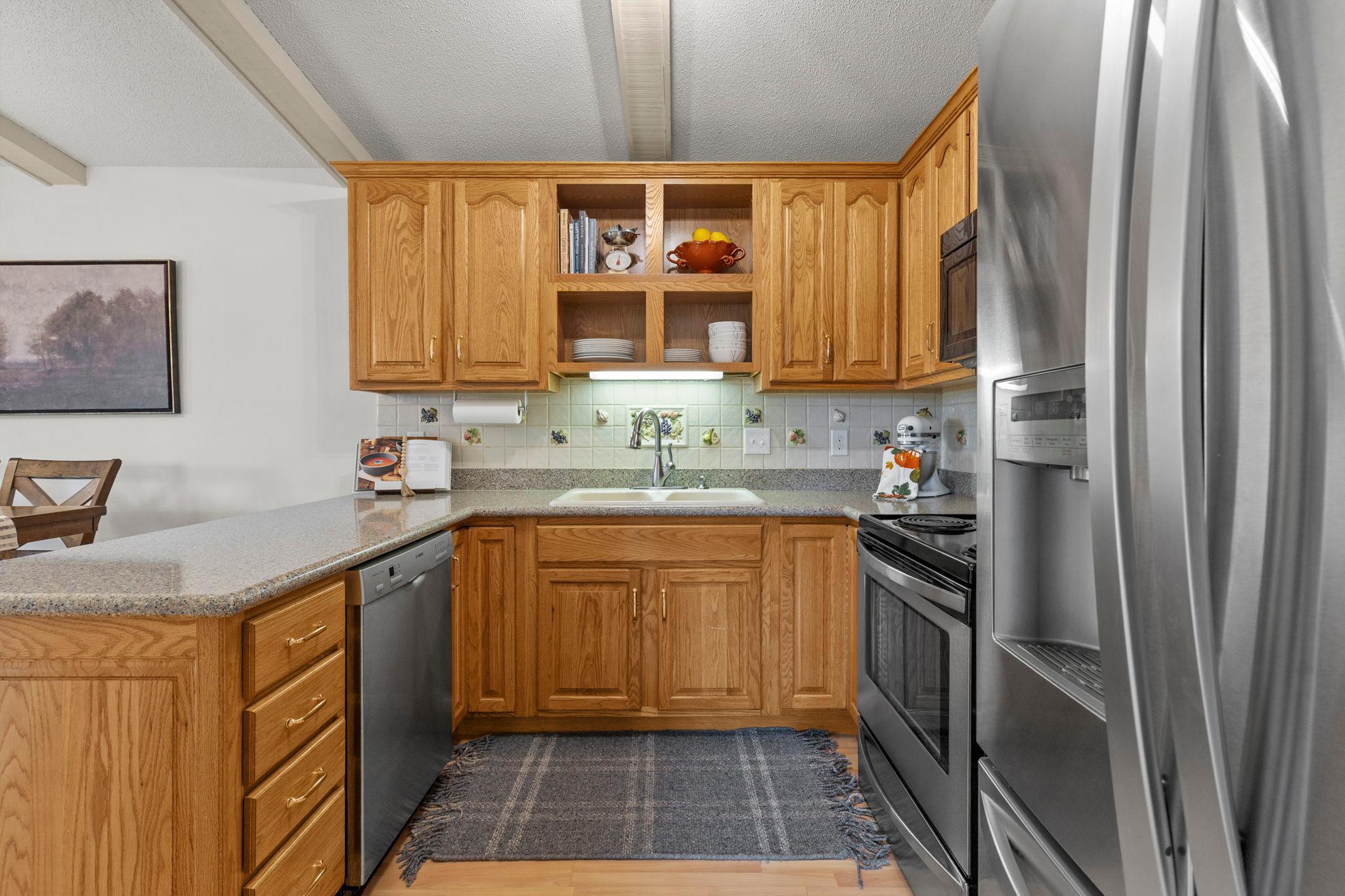 922 Sherwood Road