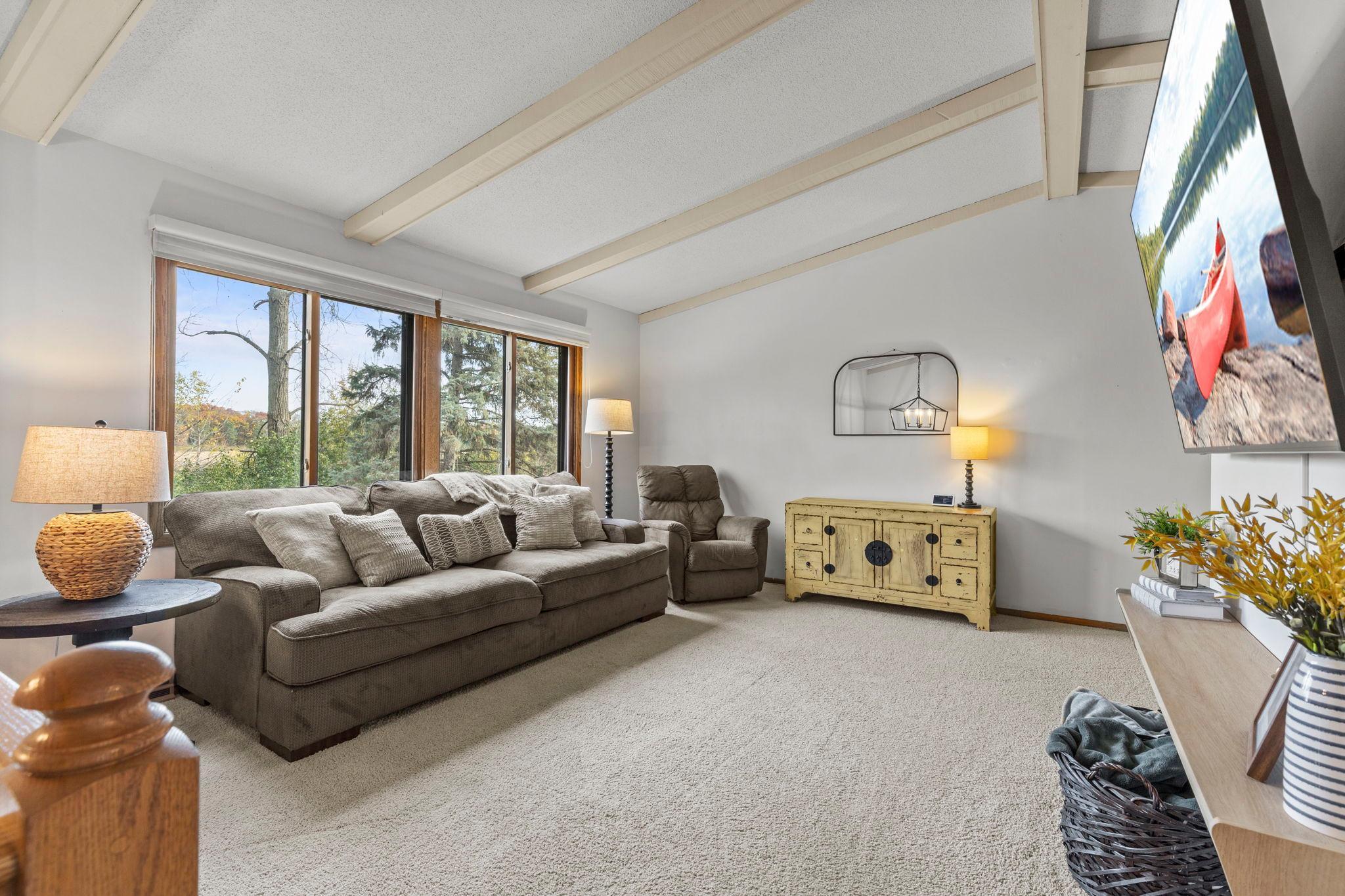 922 Sherwood Road