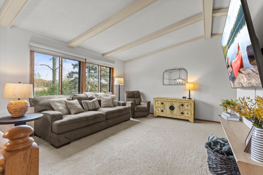 Photo of 922 Sherwood Road, Shoreview, MN 55126 (MLS # 7163301)