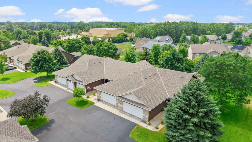 Photo of 6228 Creekview Lane N, Brooklyn Park, MN 55443 (MLS # 7113733)