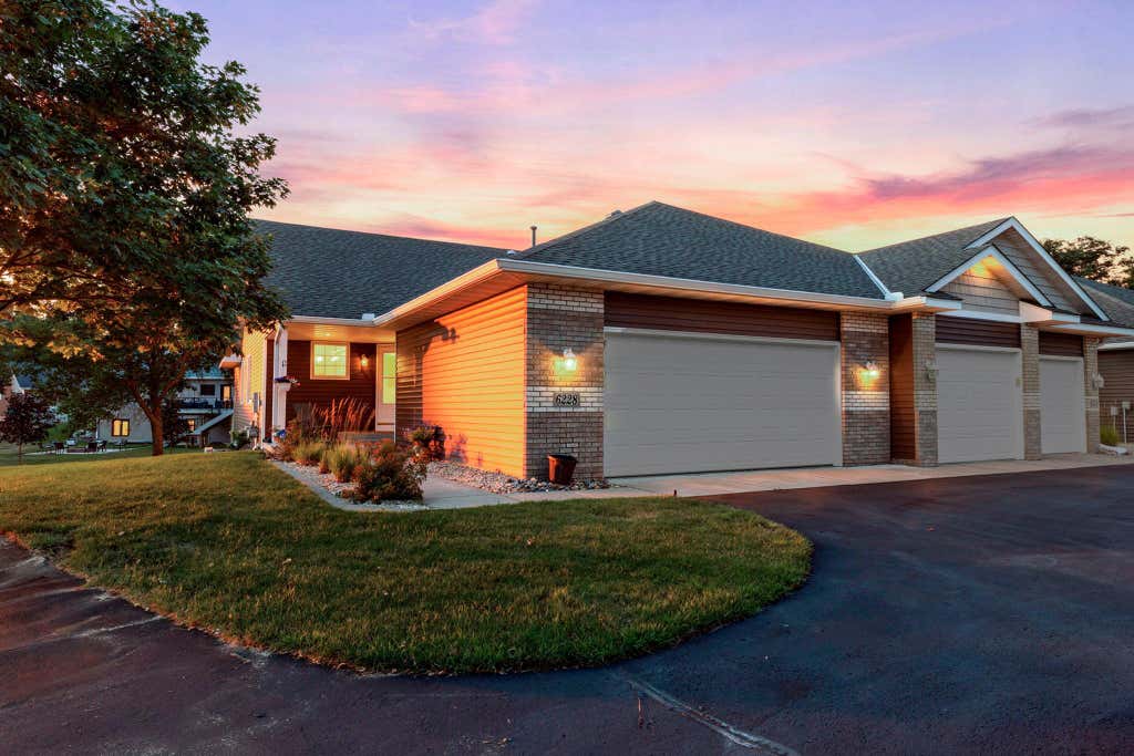 Photo of 6228 Creekview Lane N, Brooklyn Park, MN 55443 (MLS # 7113733)