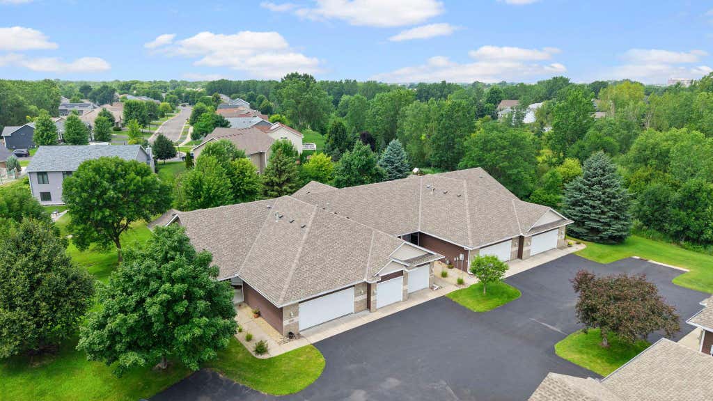 Photo of 6228 Creekview Lane N, Brooklyn Park, MN 55443 (MLS # 7113733)