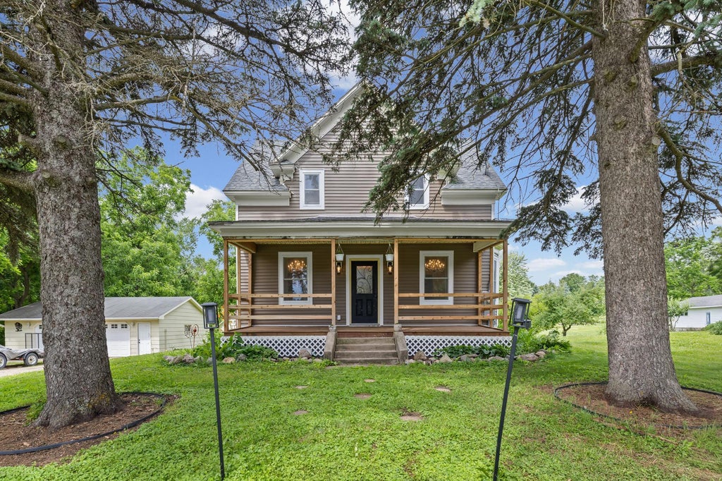 Photo of 871 5th Street N, Dassel, MN 55325 (MLS # 7121253)