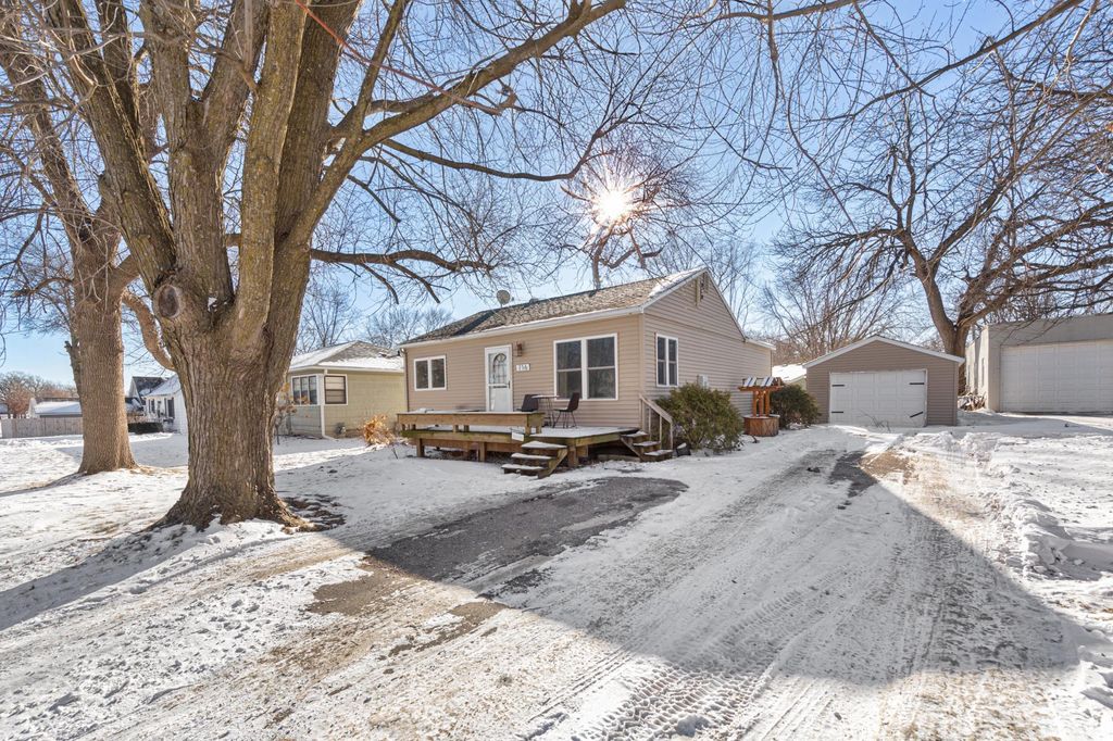 Photo of 716 8th Avenue NE, Waseca, MN 56093 (MLS # 6825310)
