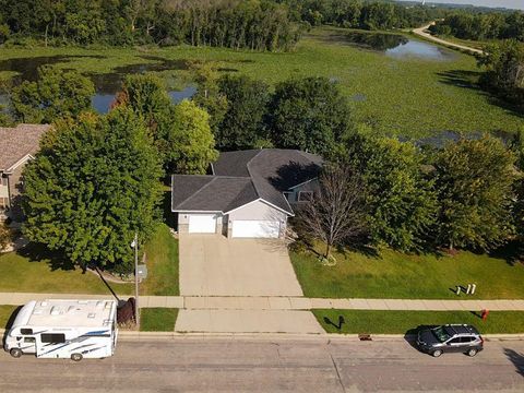 Photo of 3102 8th Avenue NW, Faribault, MN 55021 (MLS # 6769721)