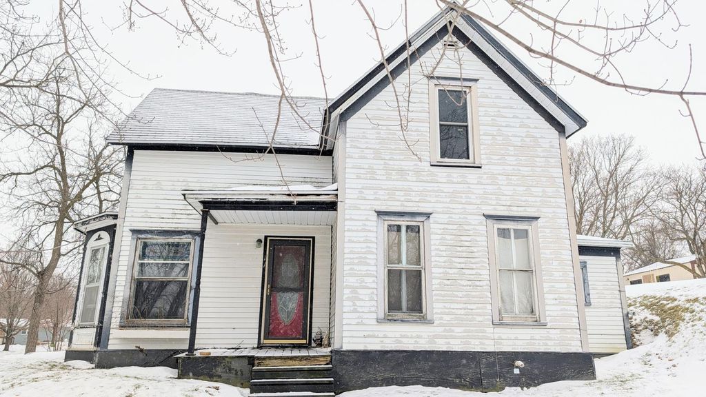 Photo of 112 Bluff Street E, Lake Benton, MN 56149 (MLS # 6826766)