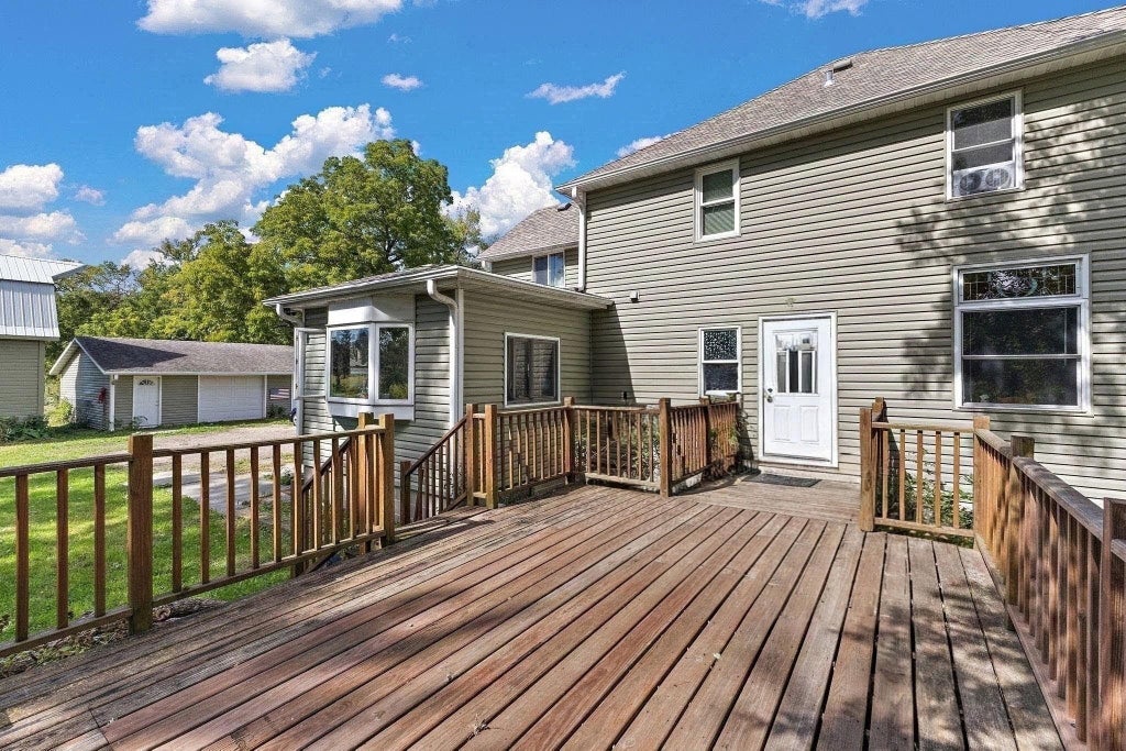 Photo of 404 W Main Street, Morristown, MN 55052 (MLS # 7147076)