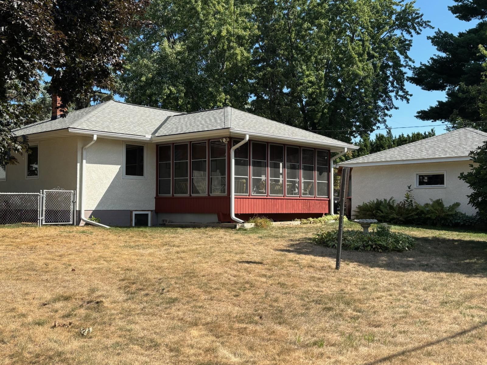 2115 English Street