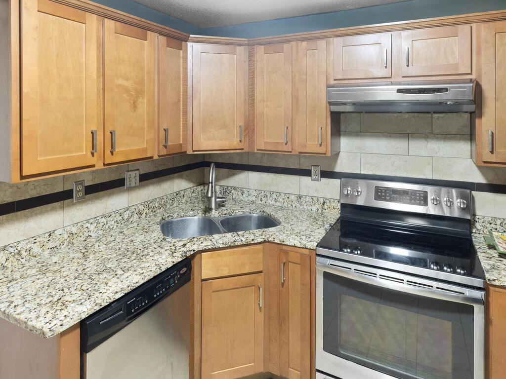 1580 Wheelock Lane 104