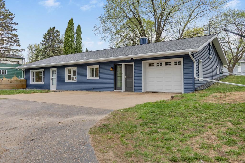 Photo of 951 Washington Street, Prescott, WI 54021 (MLS # 7061973)