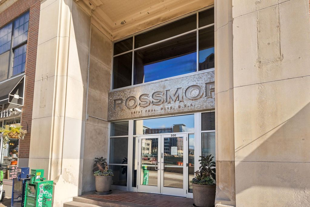 Photo of 500 Robert Street N #708, Saint Paul, MN 55101 (MLS # 6805789)