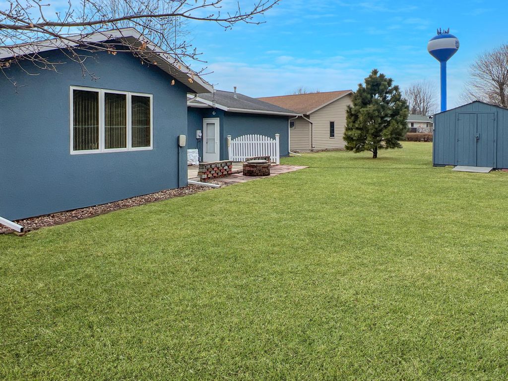 Photo of 818 E 2nd Street N, Truman, MN 56088 (MLS # 7032843)