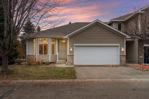 2247 Liberty Lane Eagan MN 55122