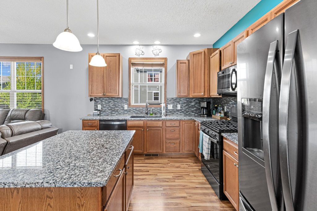 Photo of 1802 Colonial Lane #1, Chanhassen, MN 55317 (MLS # 7075851)