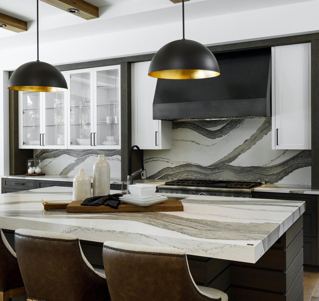 Photo of 601 Fox Hill Drive, Chanhassen, MN 55317 (MLS # 7043781)