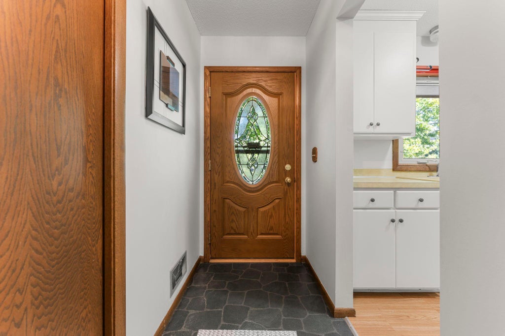 Photo of 13406 Washburn Avenue S, Burnsville, MN 55337 (MLS # 7130684)