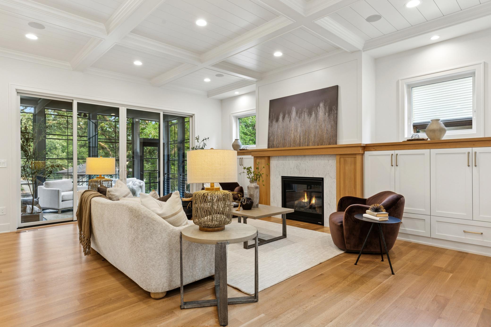 6612 Warren Avenue S