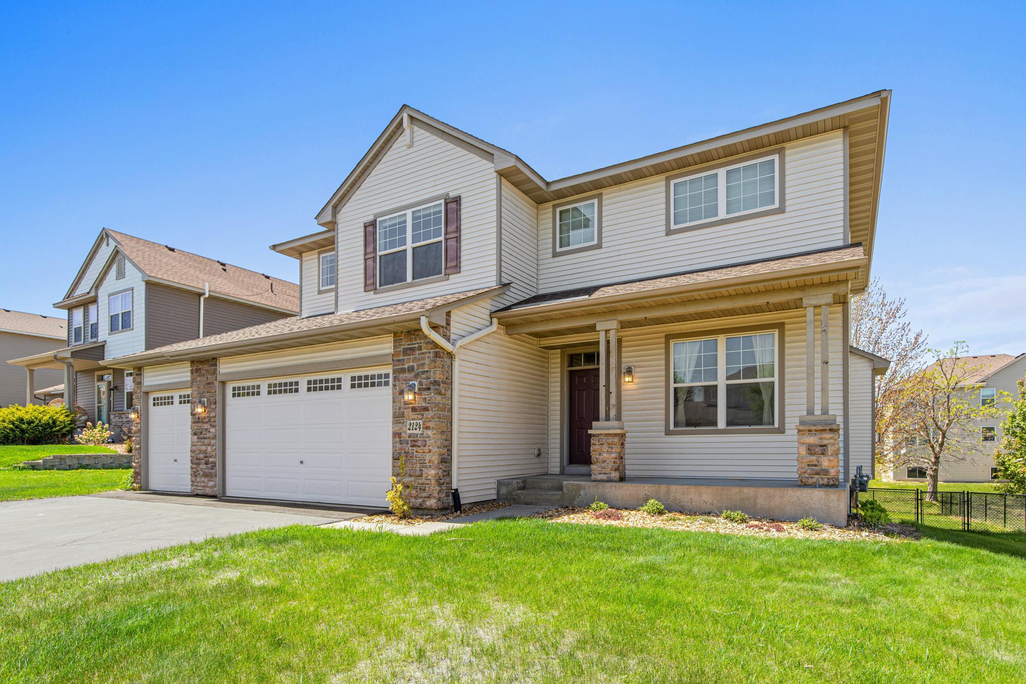 2124 Winterberry Lane