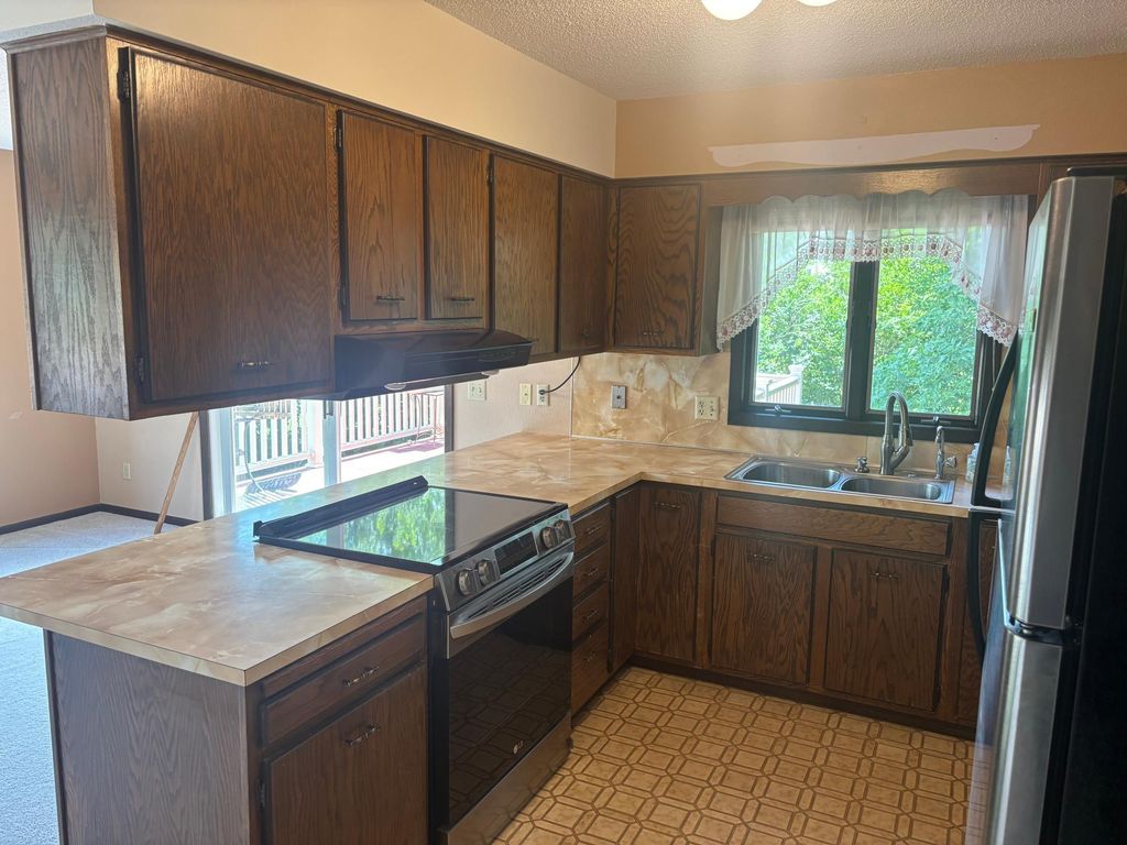 Photo of 590 Lakeview Road, Heron Lake, MN 56137 (MLS # 7099166)