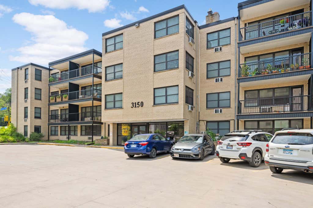 Photo of 3150 Excelsior Boulevard #204, Minneapolis, MN 55416 (MLS # 7098514)