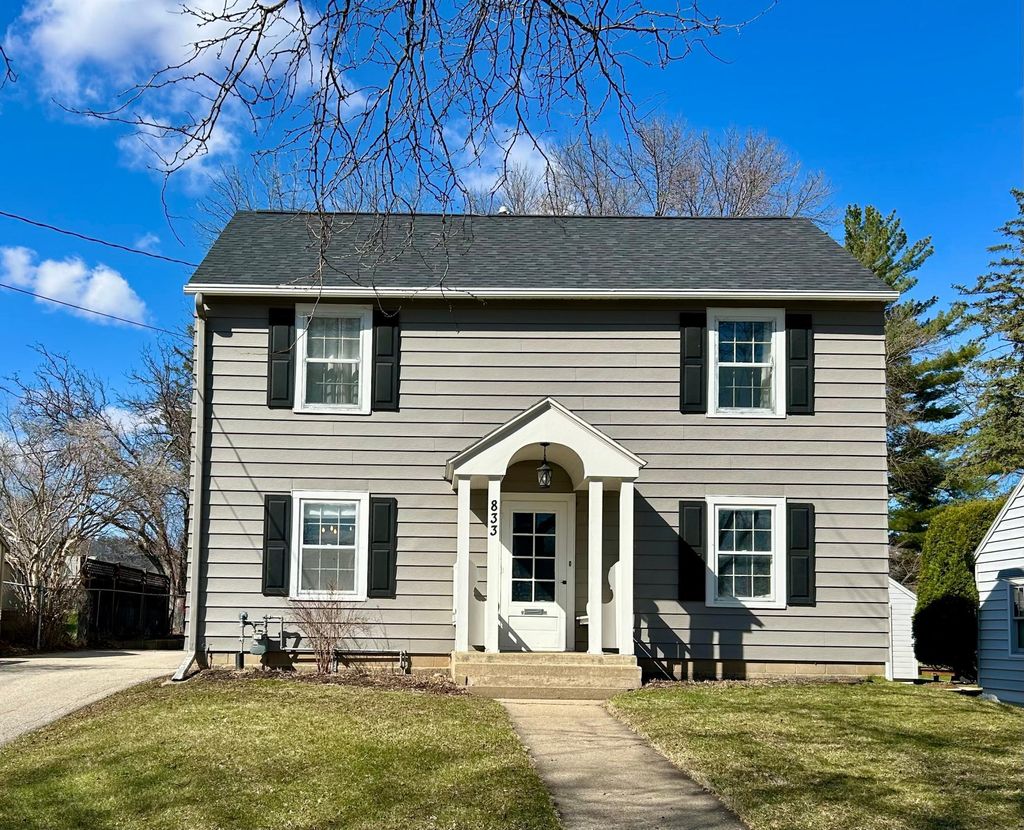 Photo of 833 10th Street NW, Rochester, MN 55901 (MLS # 7051940)