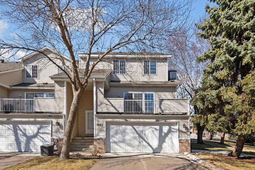 Photo of 7623 Nicholas Way, Chanhassen, MN 55317 (MLS # 6810527)