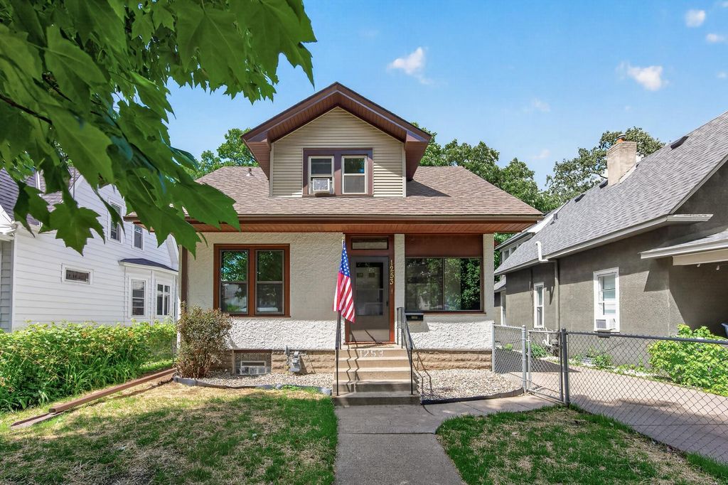 Photo of 1253 Selby Avenue, Saint Paul, MN 55104 (MLS # 7083050)