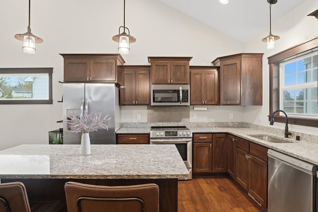 Photo of 9112 Hamlet Avenue S, Cottage Grove, MN 55016 (MLS # 7060440)