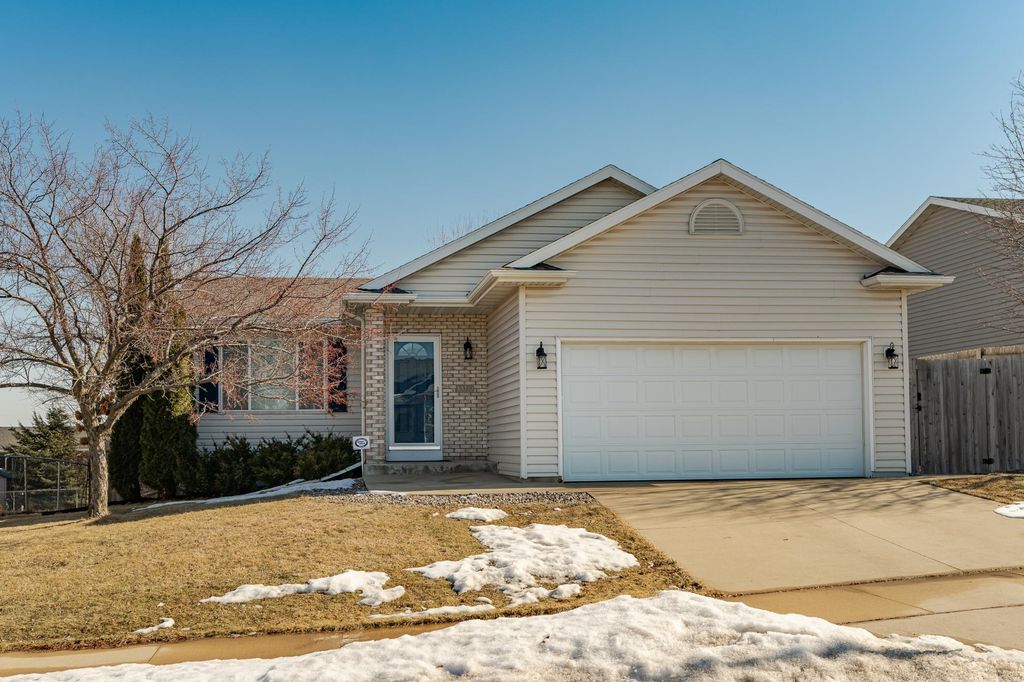 Photo of 5380 56th Avenue NW, Rochester, MN 55901 (MLS # 7020772)