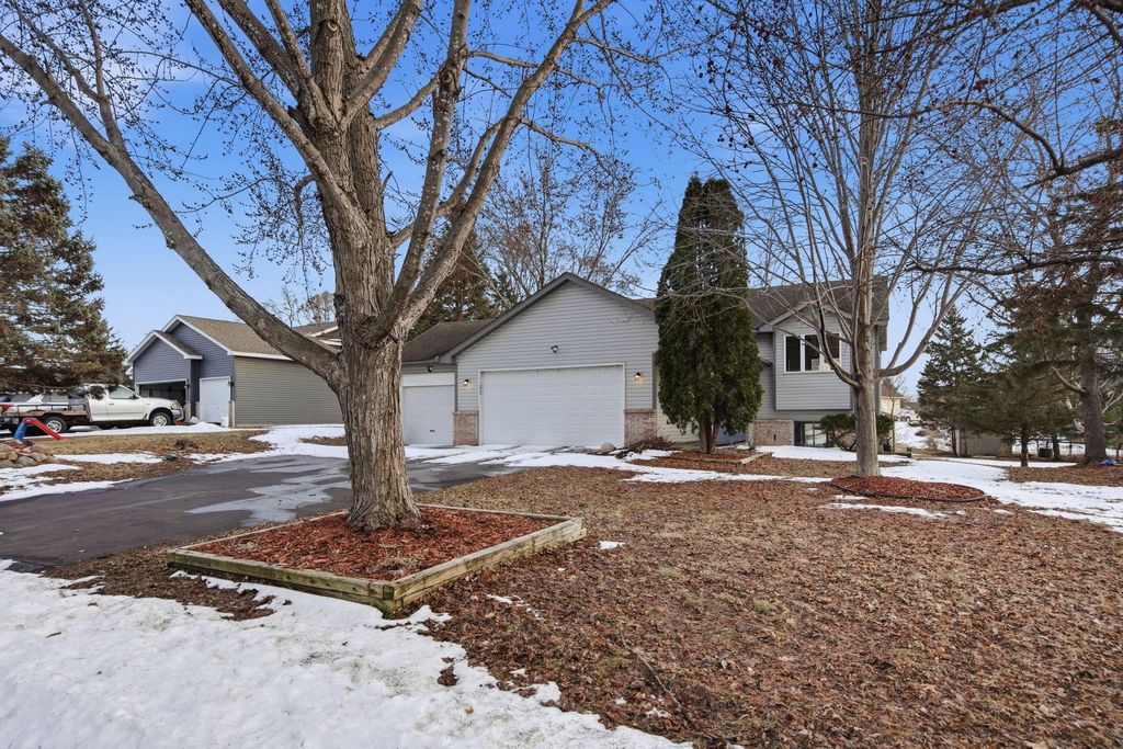 Photo of 5212 148th Avenue NW, Anoka, MN 55303 (MLS # 7044417)