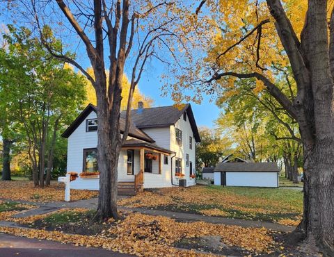 Photo of 226 W Wyoming Street, Redwood Falls, MN 56283 (MLS # 6817983)