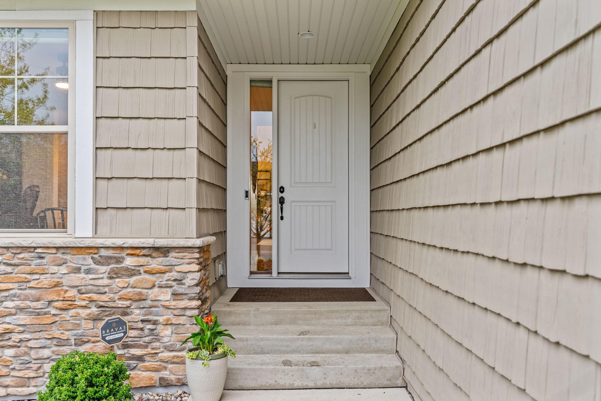 10780 Lyndale Bluffs Trail