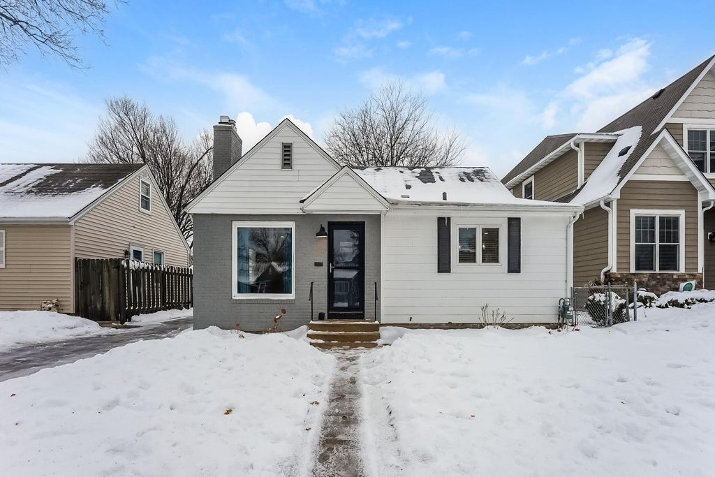 Photo of 5928 York Avenue S, Edina, MN 55410 (MLS # 7006302)