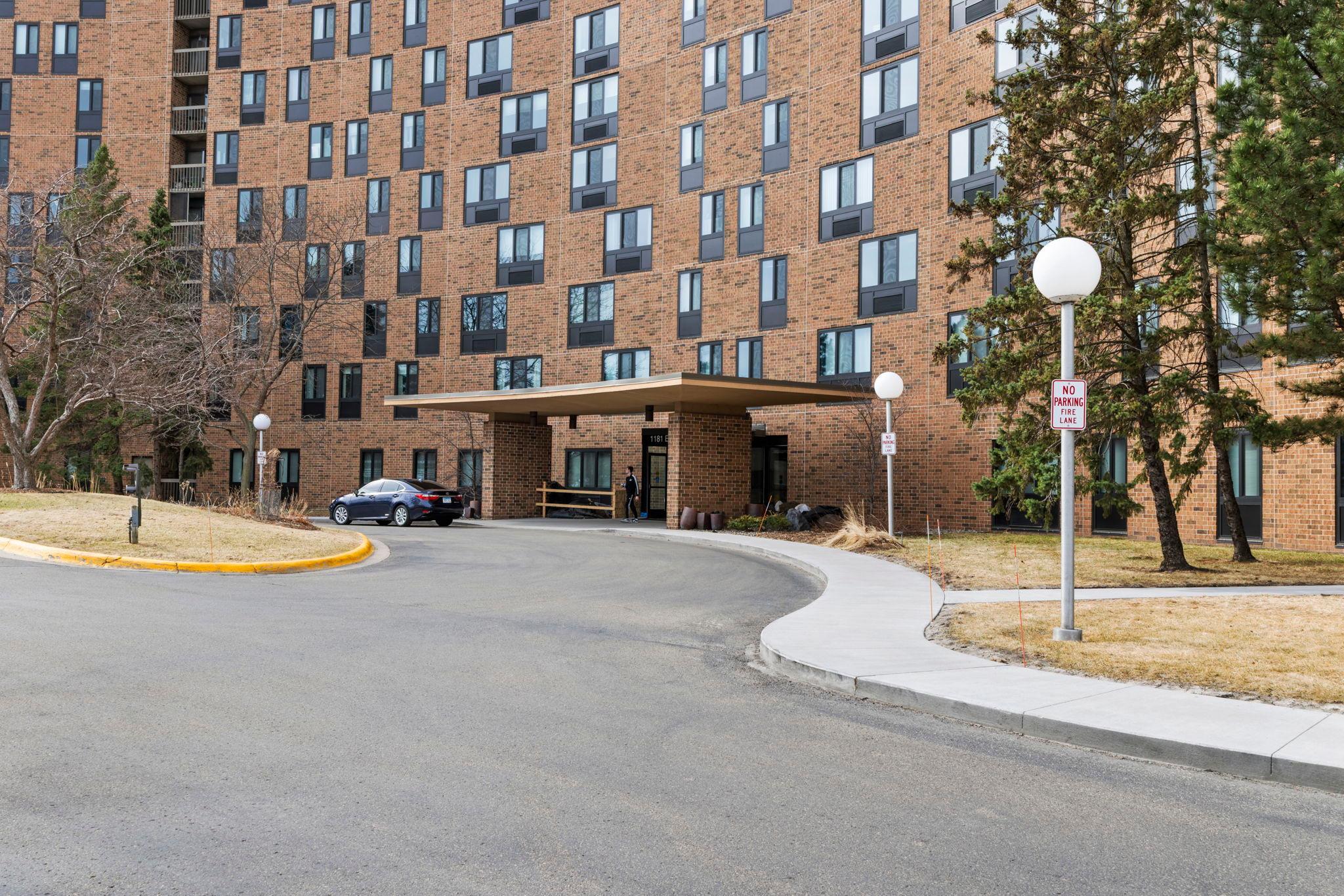 1181 Edgcumbe Road 1712