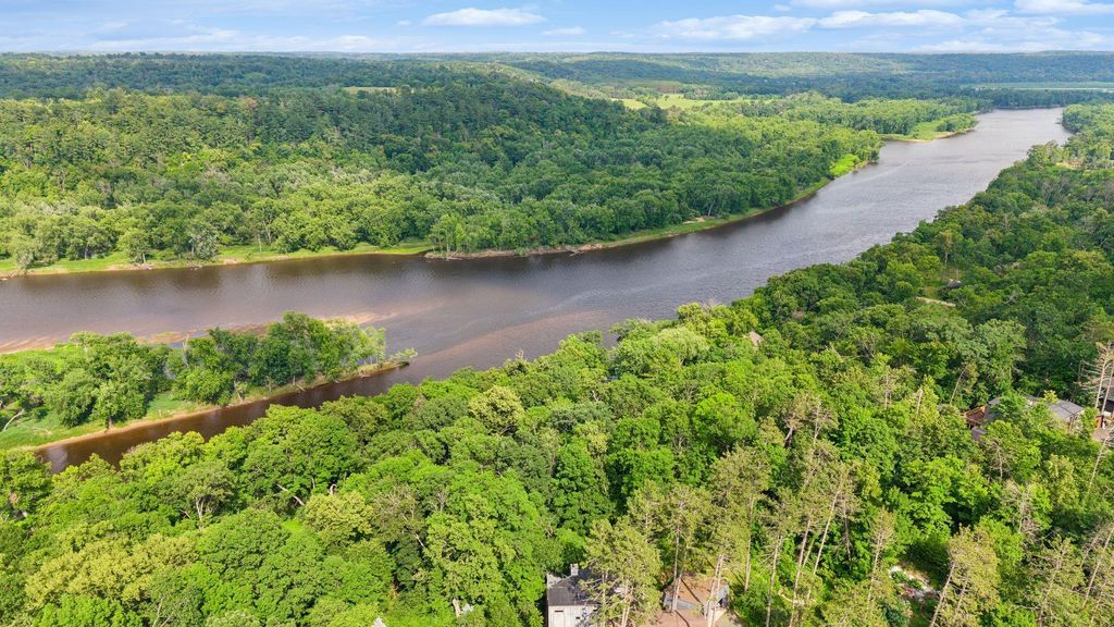 Photo of 13 Butternut Falls Trail N, Marine On Saint Croix, MN 55047 (MLS # 7095988)
