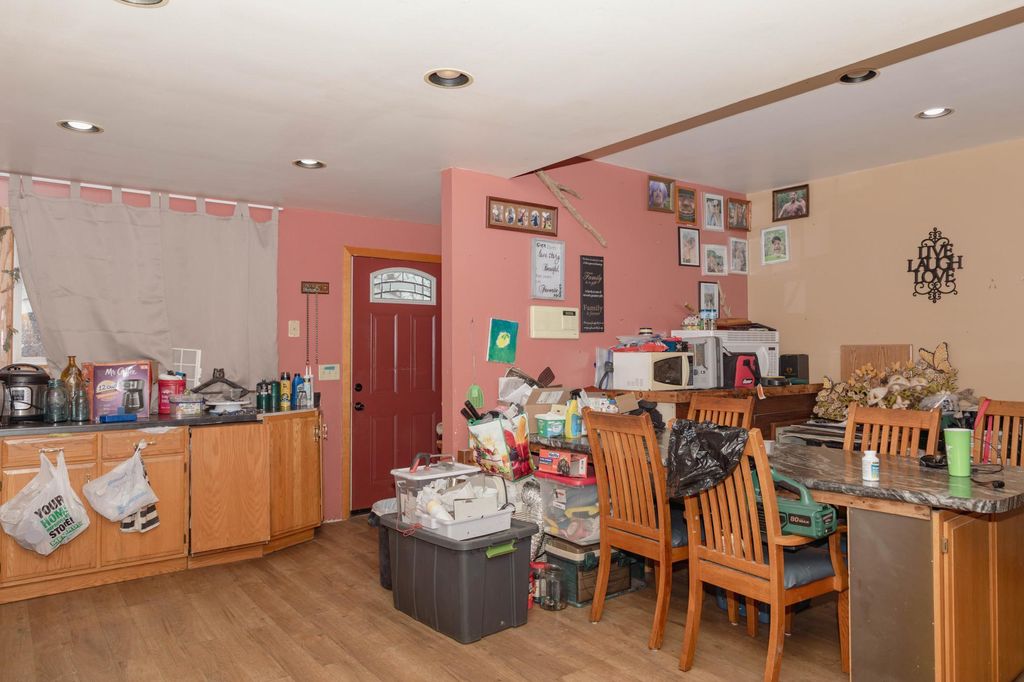 Photo of 103 W 3rd Avenue N, Aurora, MN 55705 (MLS # 7061948)