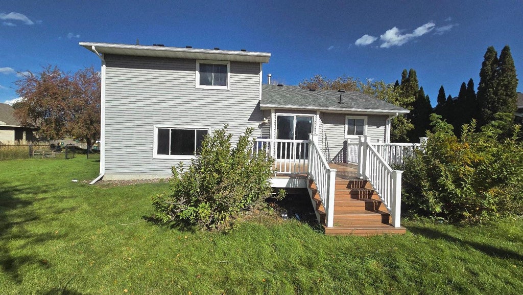Photo of 8919 Victoria Gardens, Brooklyn Park, MN 55443 (MLS # 7151220)