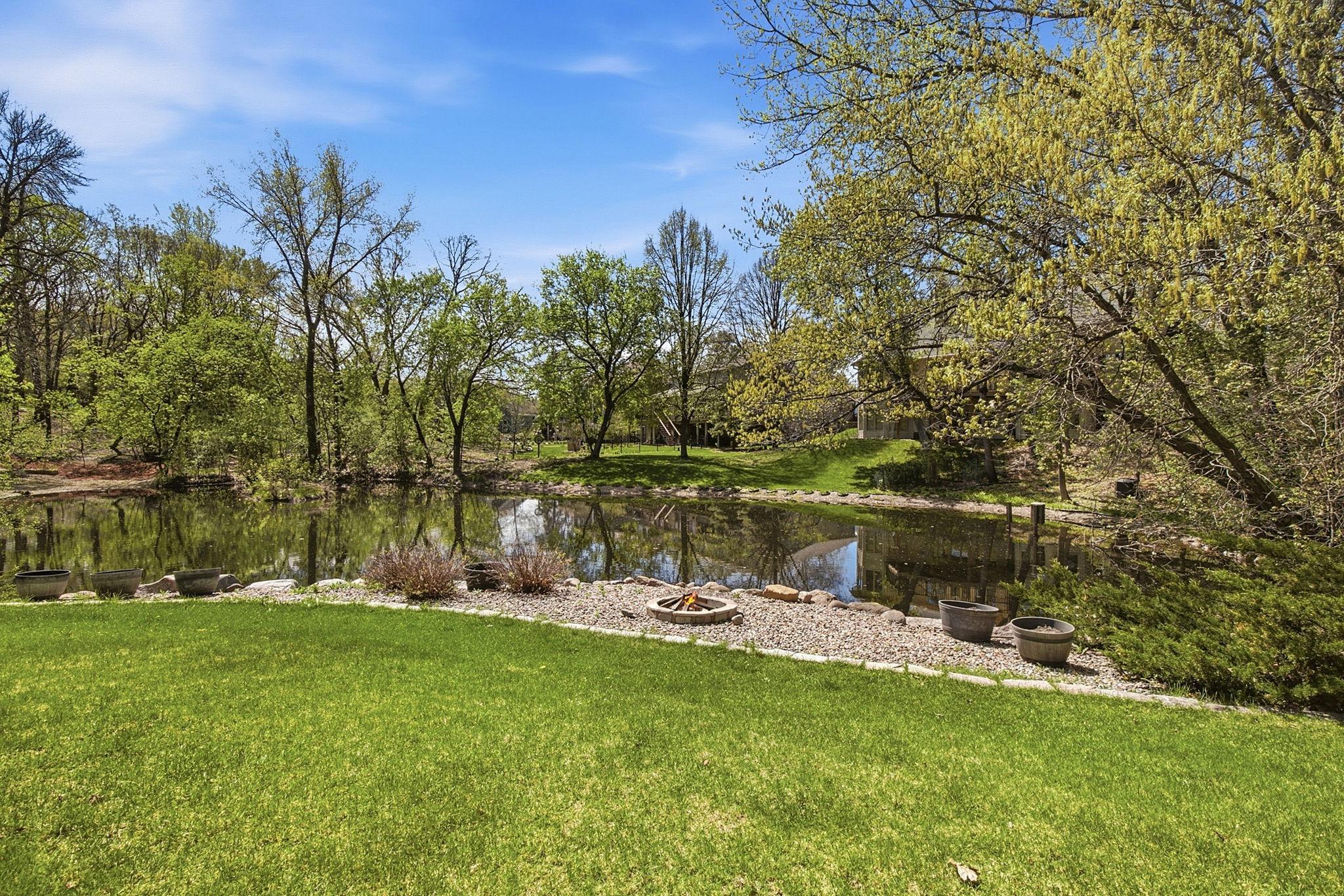 1316 Summit Oaks Drive