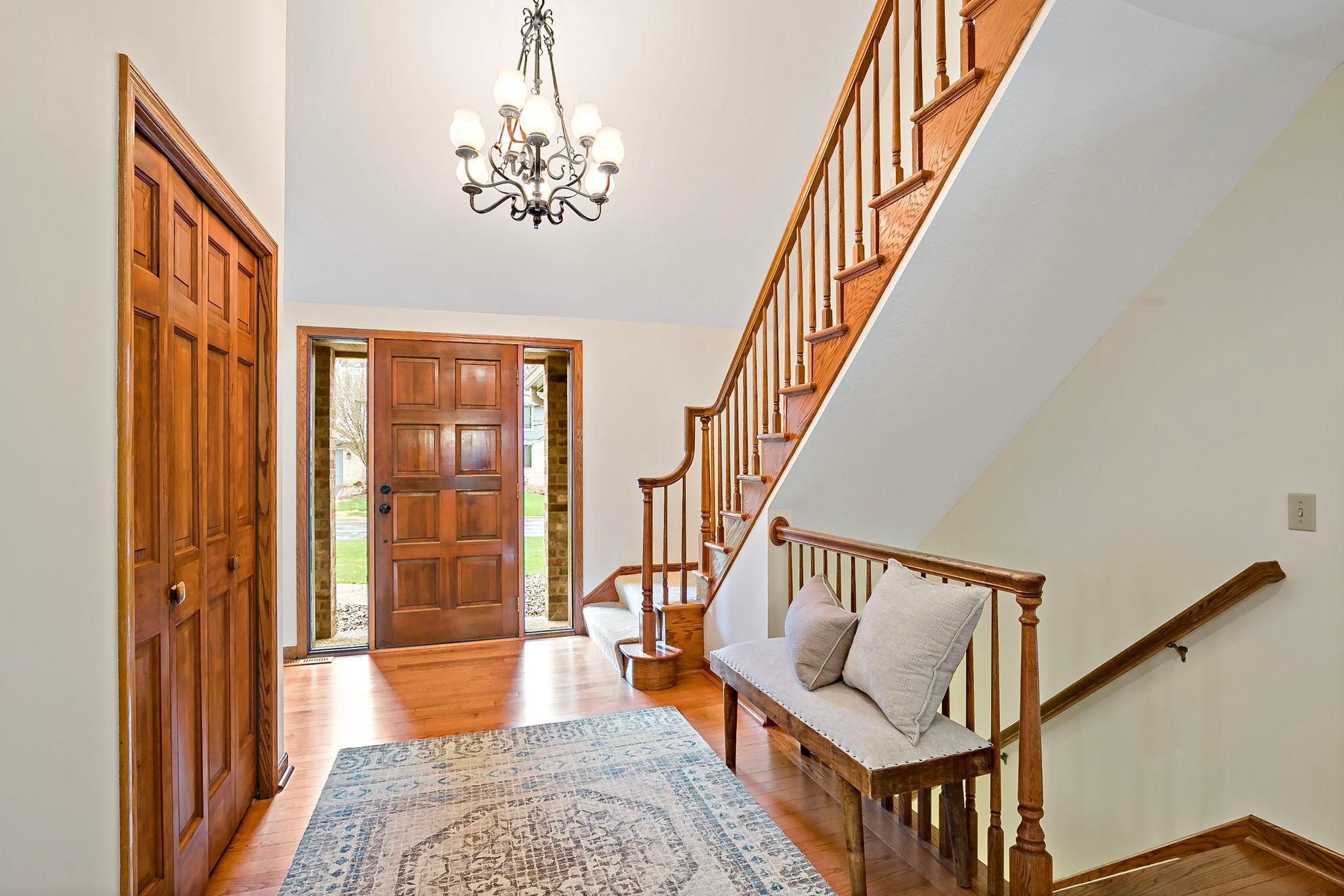 1316 Summit Oaks Drive