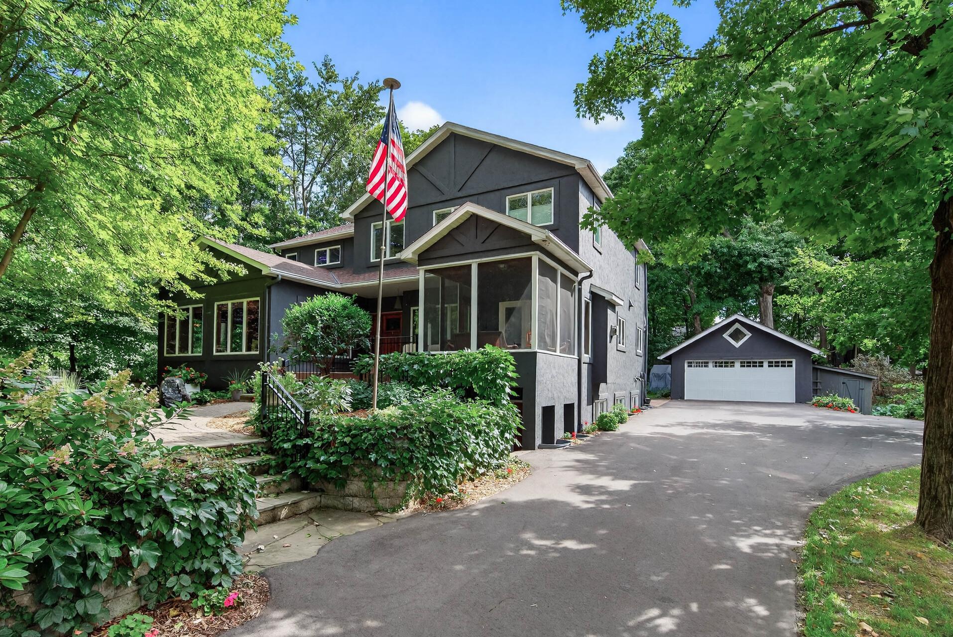 3449 Hamilton Avenue