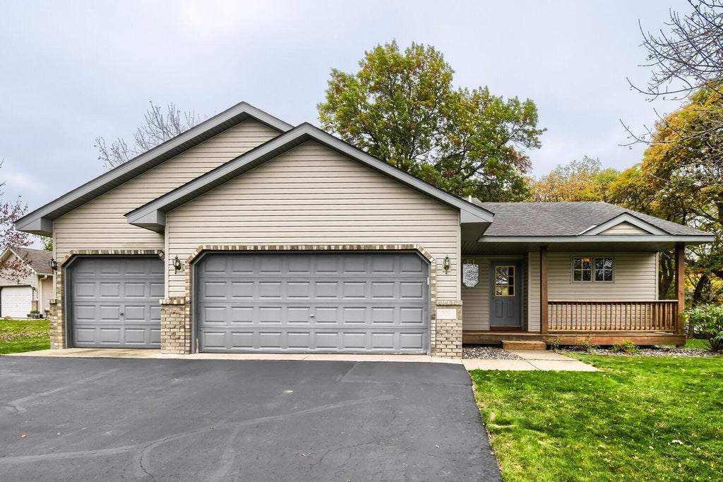 Photo of 13090 10th Avenue N, Zimmerman, MN 55398 (MLS # 7160711)