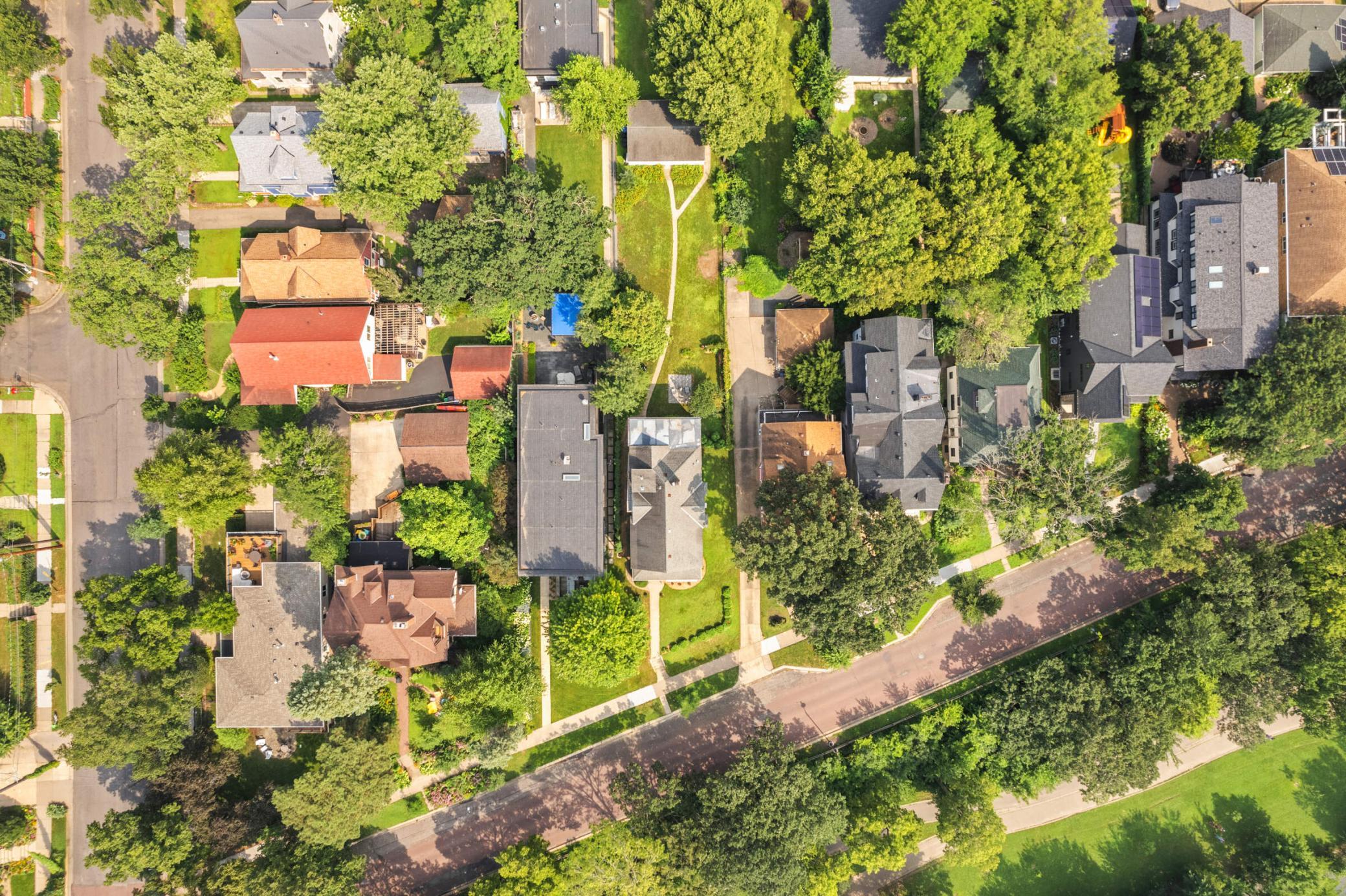 3217 E Bde Maka Ska Parkway