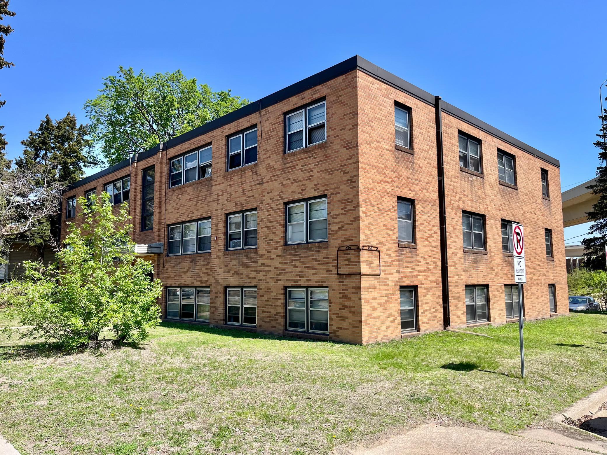 6141 Nicollet Avenue S