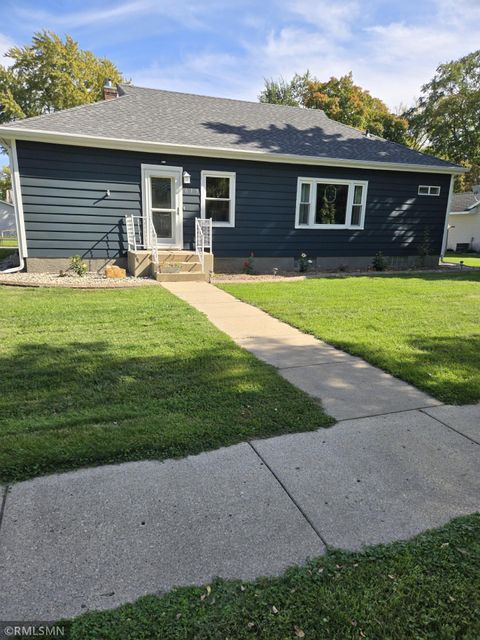 Photo of 619 S Swift Avenue, Litchfield, MN 55355 (MLS # 6797763)
