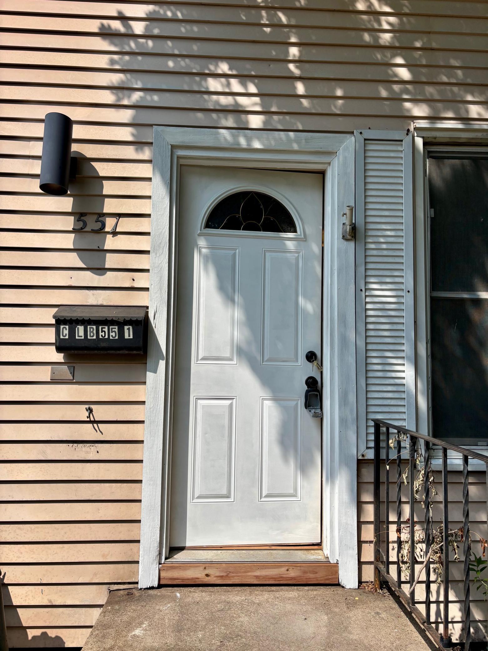 551 Saint Clair Avenue