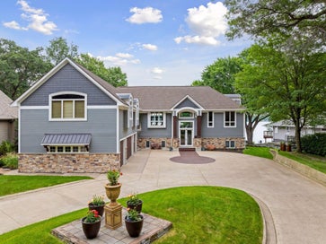 5100 Lexington Avenue N Shoreview MN 55126