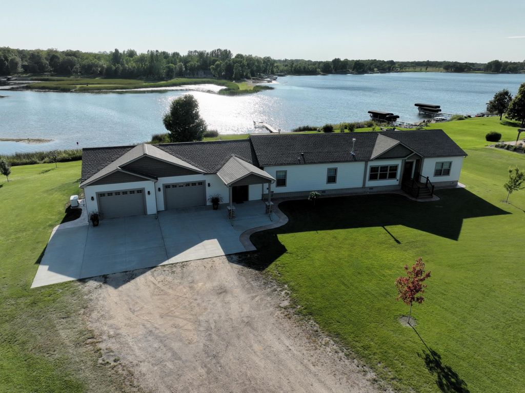 Photo of 39949 Sunset Shores Road SE, Erskine, MN 56535 (MLS # 7029199)